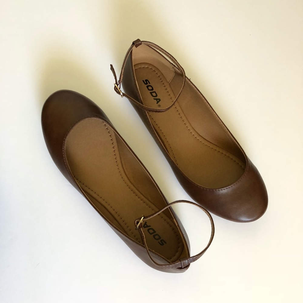 ANKLE STRAP FLATS